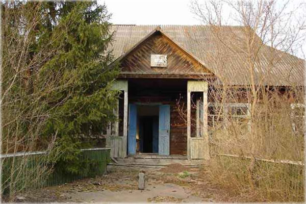 The abandoned village club in Smirnovka, in the Wolves Land of the Ukraine near the Chernobyl disaster. Photo by Elena Filatova