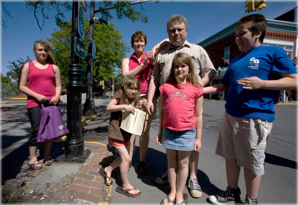 Micheal Marsh and Christine Boyer Marsh and their four kids, at the Memorial Day parade in Kingston, NY. Photo by Eric Francis. Micheal Marsh and Christine Boyer Marsh and their four kids, at the Memorial Day parade in Kingston, NY. Photo by Eric Francis.