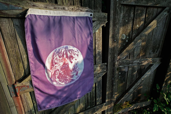 600+web_woodstock_earth_day_flag4622