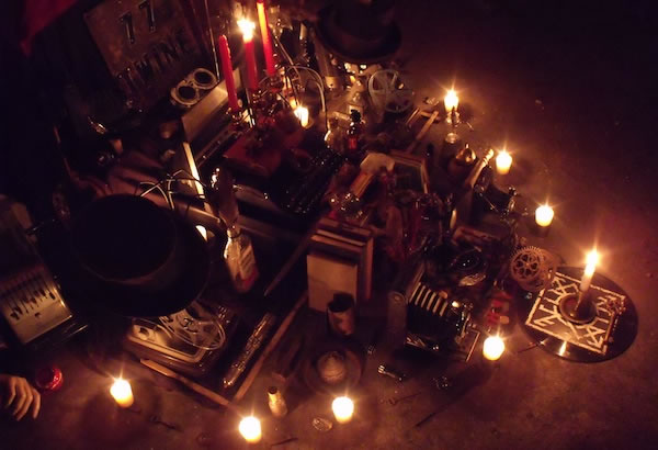 600+SacredandProfane_altar_oct2011DSCF4807