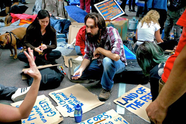 600+web-wallstreet-sign-shop_0287