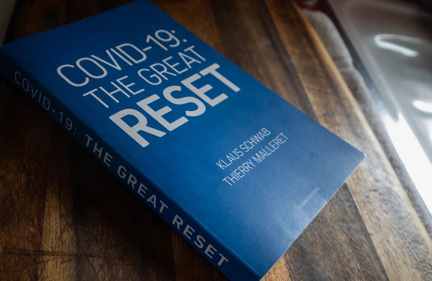 Photo of the book Covid-19: The Great Reset